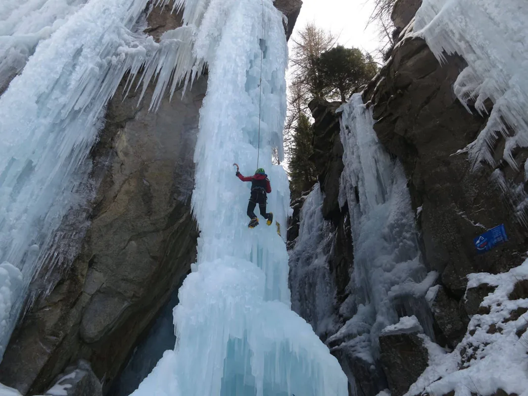 Ice climbing guided tour in Aosta Valley | Italy