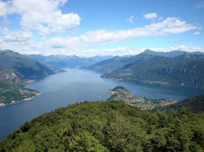 Hiking tour around Lake Como and Switzerland