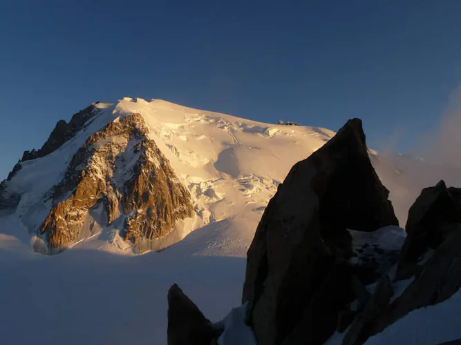 Mont Blanc 2-day ski touring ascent