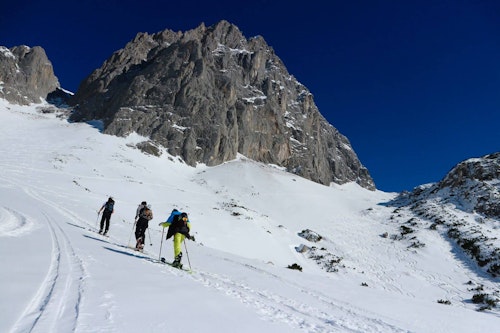 Dachstein-Tauern 1 week guided ski tour