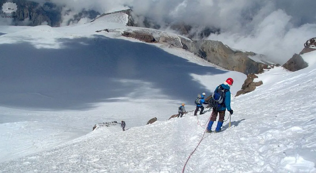 Ascenso guiado al Monte Kazbek | undefined