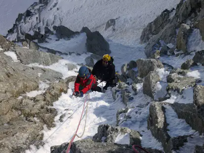 Cascade de glace des Goulottes dans le massif du Mt Blanc
