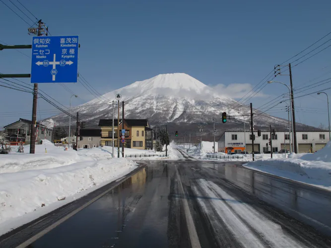 Freeride and ski touring in Hokkaido