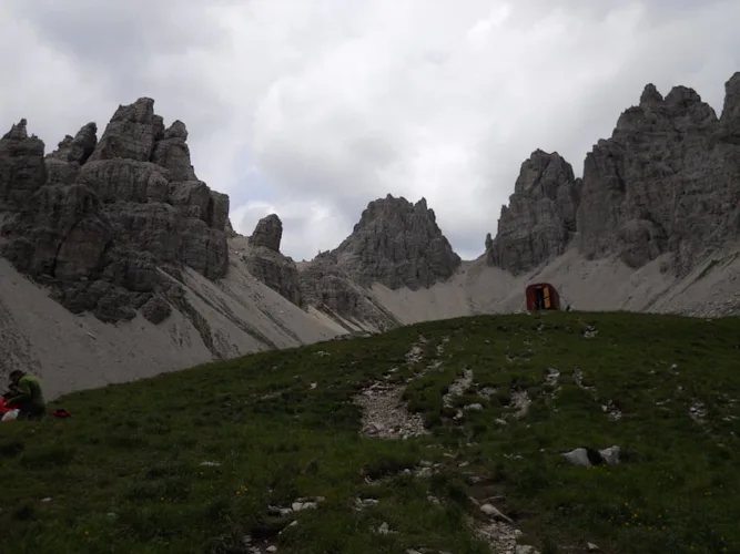 Tour de trekking guiado de 4 días en las Dolomitas de Friuli