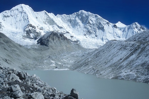 35-day Baruntse expedition in the Himalayas