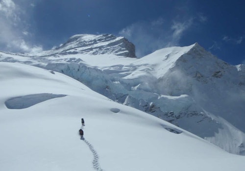 Cho Oyu summit Climb expedition