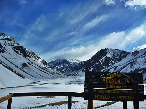 Ascenso al Aconcagua en raquetas de nieve