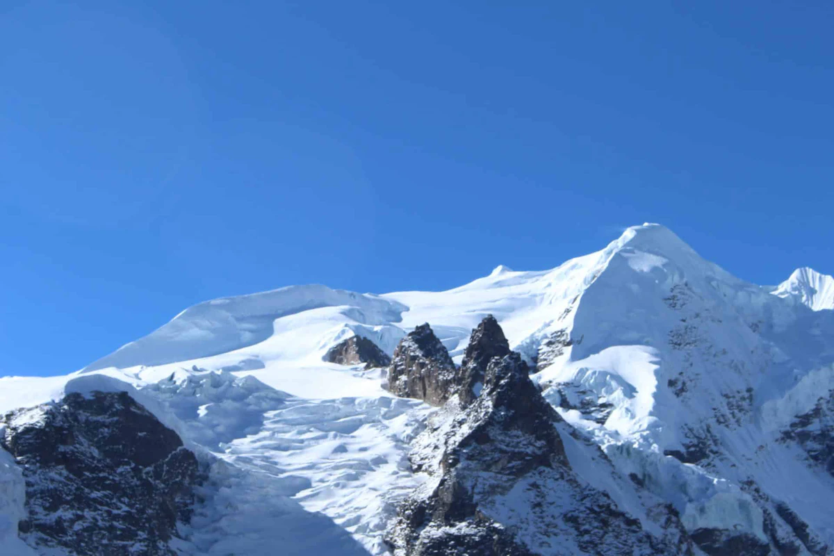 mera-peak-guided-expedition