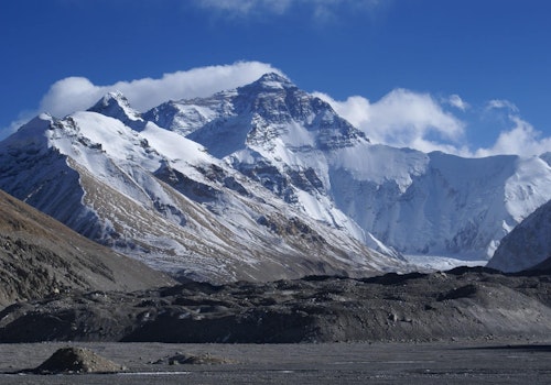 Mount Everest guided expedition from Tibet