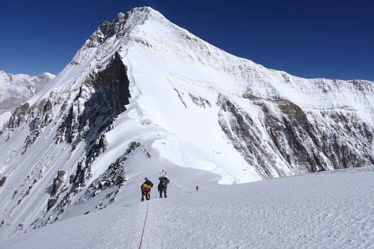 Mount Everest guided expedition from Tibet