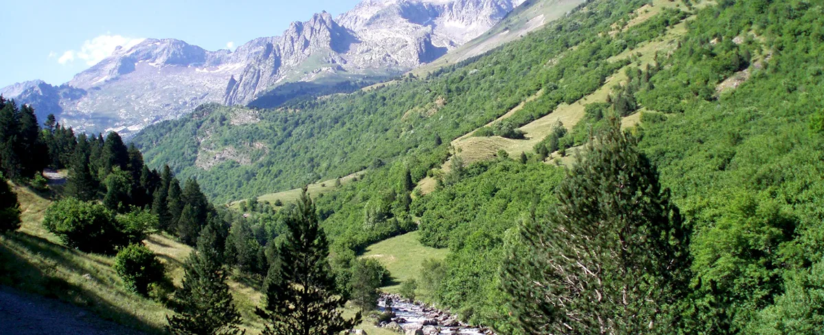 Pyrenees, 4 Day Refuge to Refuge Hiking Tour | Spain