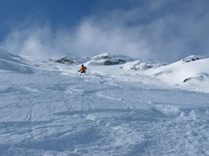 Freeride skiing in Gasteiner with a guide 1