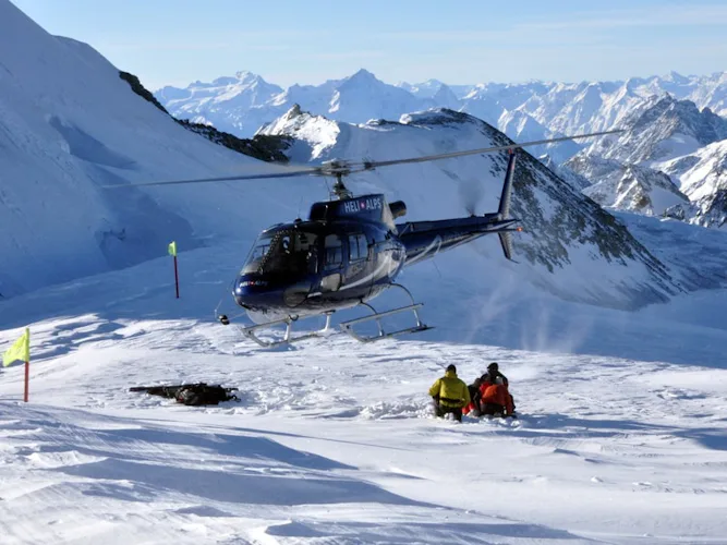 Guided heliski tour in Switzerland