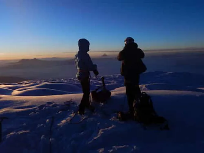 Ascension avec un guide de 2 jours du volcan Chimborazo