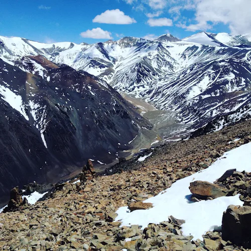 Hiking Bauchazeta (5200 m) in Argentina