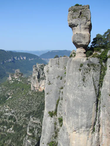 Rock climbing in Gorges of Tarn and Jonte