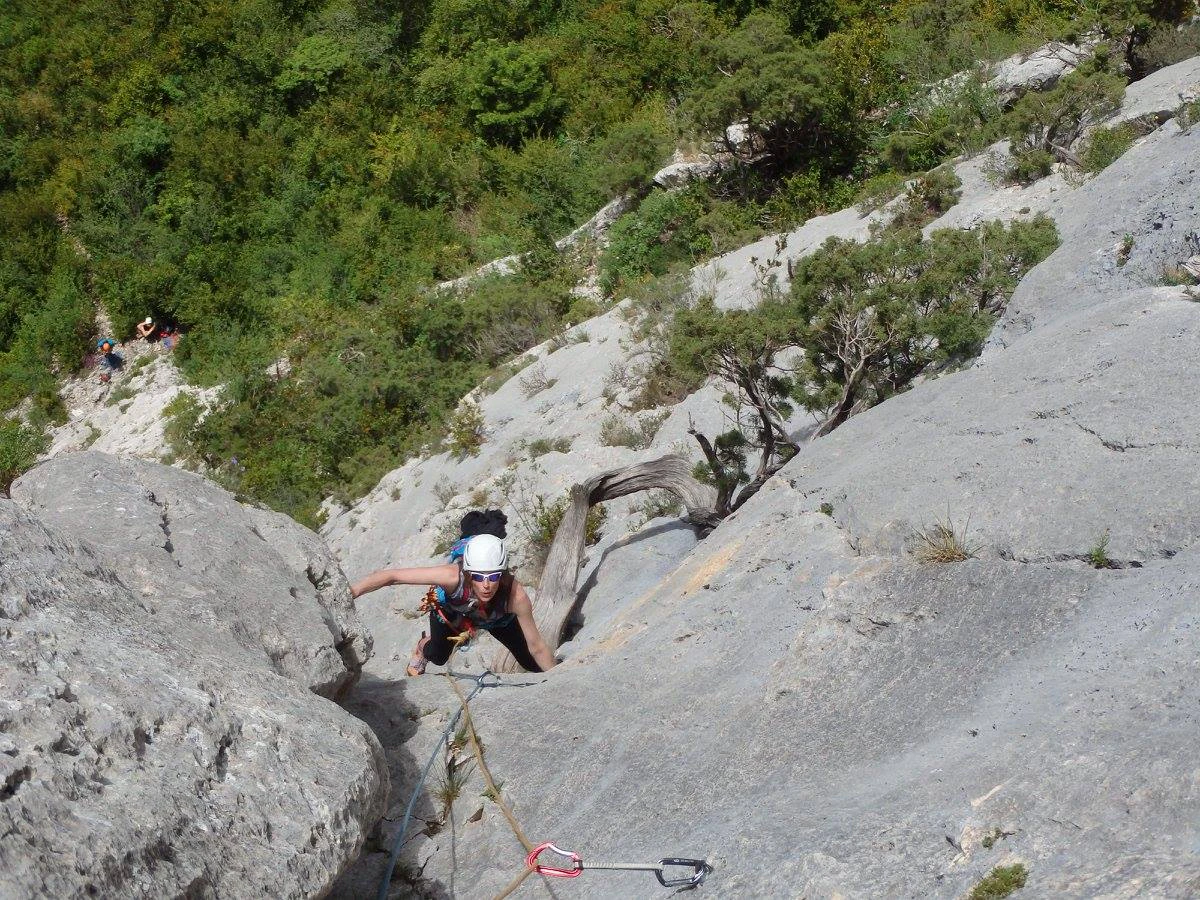 Rock climbing in the Verdon Gorges 11