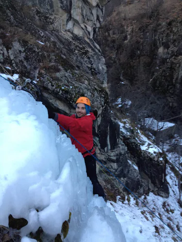 Ice climbing in the Ecrins and Queyras