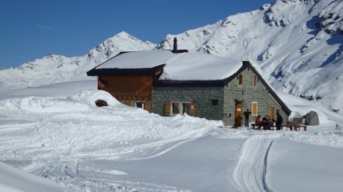 Snowshoeing in Verbier and Entremont