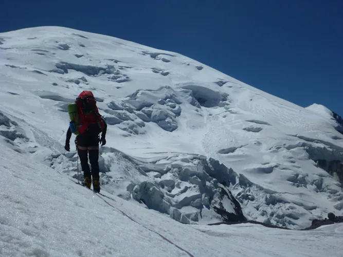 Climbing Mt Elbrus from the West side
