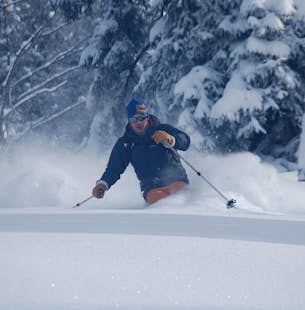 Ski hors piste avec un guide sur le domaine des Portes du Soleil