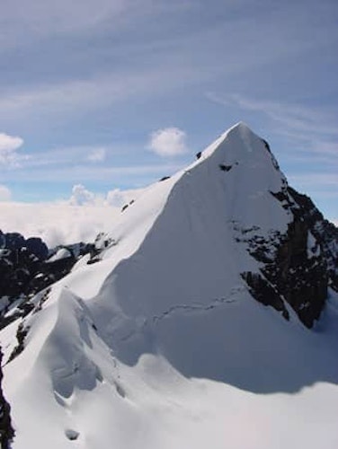 Ascent to ‘Cabeza de Condor’ in Condoriri, Bolivia