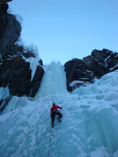 Ice climbing in Le Cirque de Gavarnie