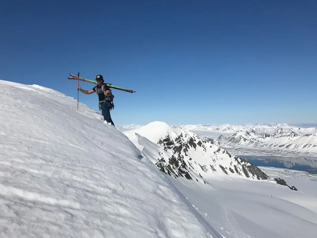 Svalbard skiing