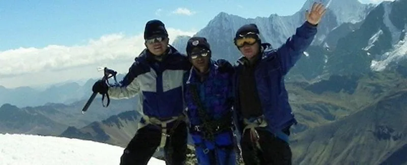 Huayhuash trek and Diablo Mudo climb in 10 days