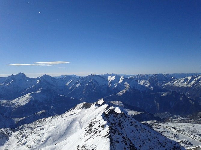 Off-Piste Skiing in Alpe d’ Huez: All You Need to Know