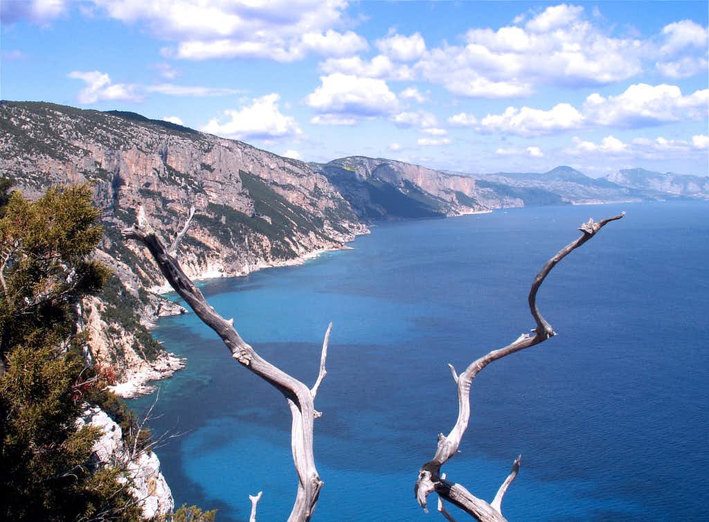 Selvaggio Blu: All About Sardinia’s Most Mythical Trek