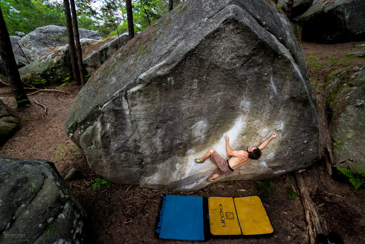 What is Bouldering? Types, Equipment, Top Spots post image