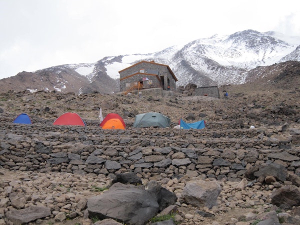 Trekking Mount Damavand