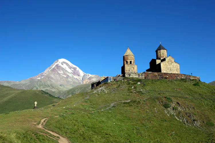 Expedición de 10 días de esquí de montaña en el Monte Kazbek (Ruta Norte)
