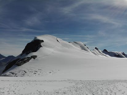 Climb the Breithorn, the most accessible 4,000m peak in the Alps, from Cervinia (Italy)