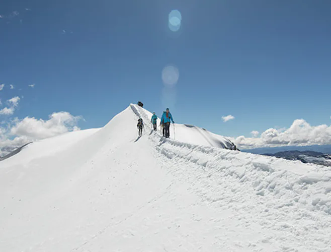 10 days expedition, Pumarinri (5,450m), Cordillera Huayhuash