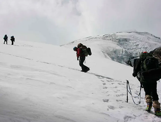 4-day Ascent Copa (6,188m) in the Cordillera Blanca, from Huaraz
