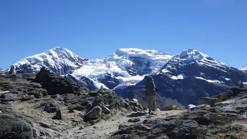 Trekking en Huayhuash y Alpamayo (5,947m), expedición de 23 días en Perú