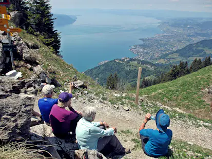 4-day Hiking and Wine Tasting Tour around Lake Geneva, Switzerland