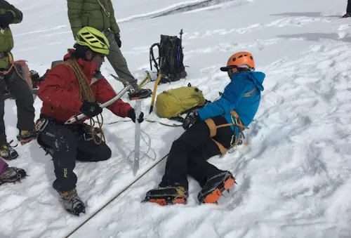 Curso de montañismo alpino "5 picos" en Ama Dablam en el Himalaya (33 días)