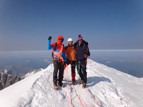 Cumbre de Mont Blanc con aclimatación en Gran Paradiso (8 días)