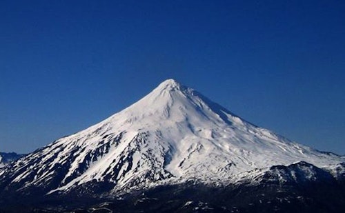 Lanin Volcano, 2-day ascent near San Martin de los Andes (Patagonia)