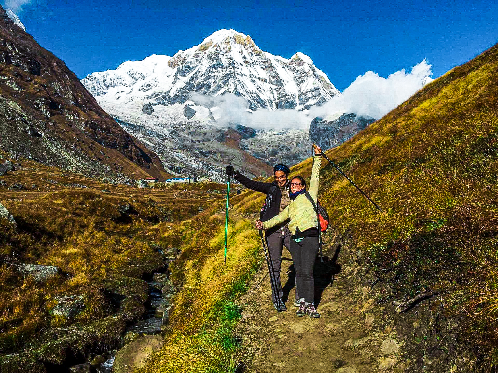 Annapurna Base Camp 11-day guided hiking tour. 11-day trip. IFMGA guide
