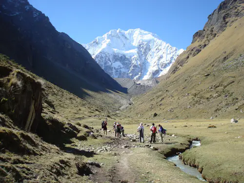 Trekking guiado de 5 días por el Salkantay hasta Machu Picchu