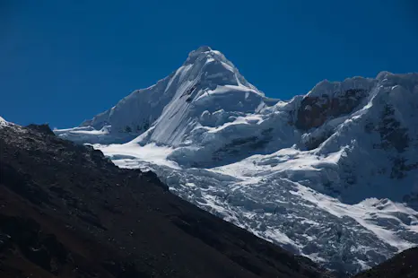 Ascension du Nevado Tocllaraju en 4 jours par la voie normale