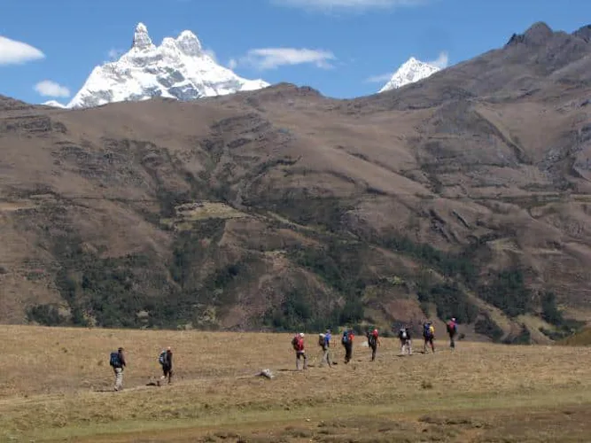 Trekking alrededor de Alpamayo y Huascarán