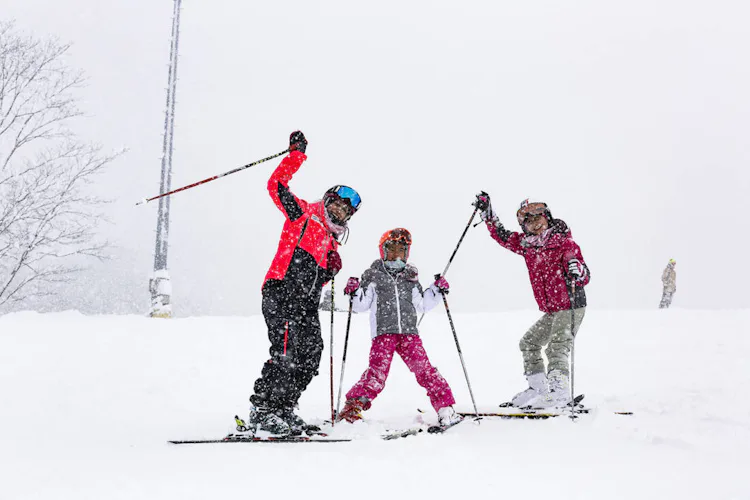 ski lessons hokkaido