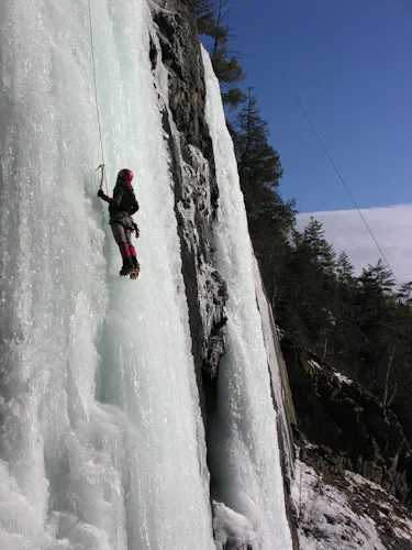 ice climbing quebec