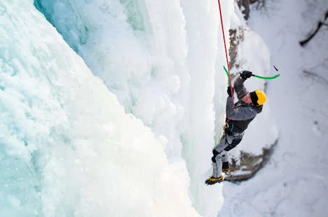 Ice Climbing Day for All Levels near Mont Tremblant, Canada 