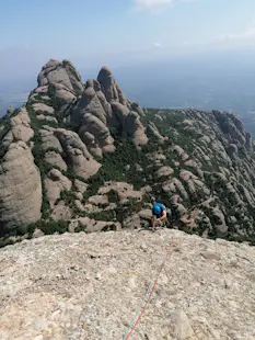 Escalada en Roca en las Montañas de Montserrat, Cataluña